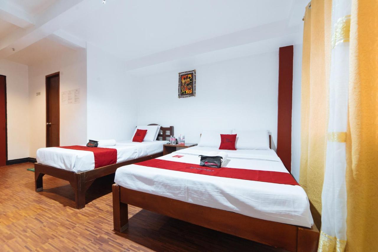 Hotel RedDoorz @ Rosario Street Bacolod Exterior foto